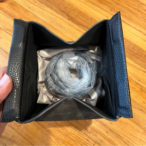 NWT Bioworld Zero Ghost Dog Doghouse Structural Crossbody Bag and Card Holder - Picture 6 of 9